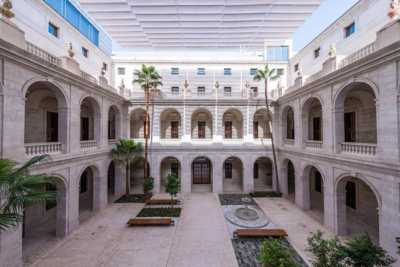 Patio del Palacio de la Aduana de Málaga